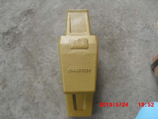 61N6--31320 R225 Bergbaumaschinen Teile Hyundai Bucket Tooth Adapter Point
